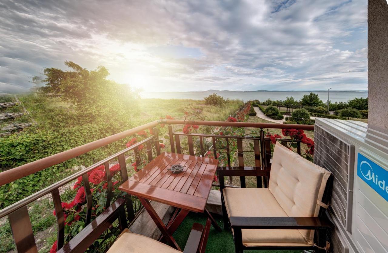 Sea Panorama Apartment - Diamond Beach Sarafovo Бургас Екстериор снимка