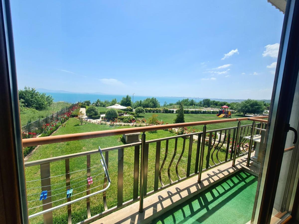 Sea Panorama Apartment - Diamond Beach Sarafovo Бургас Екстериор снимка