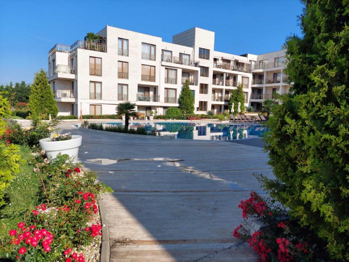 Sea Panorama Apartment - Diamond Beach Sarafovo Бургас Екстериор снимка